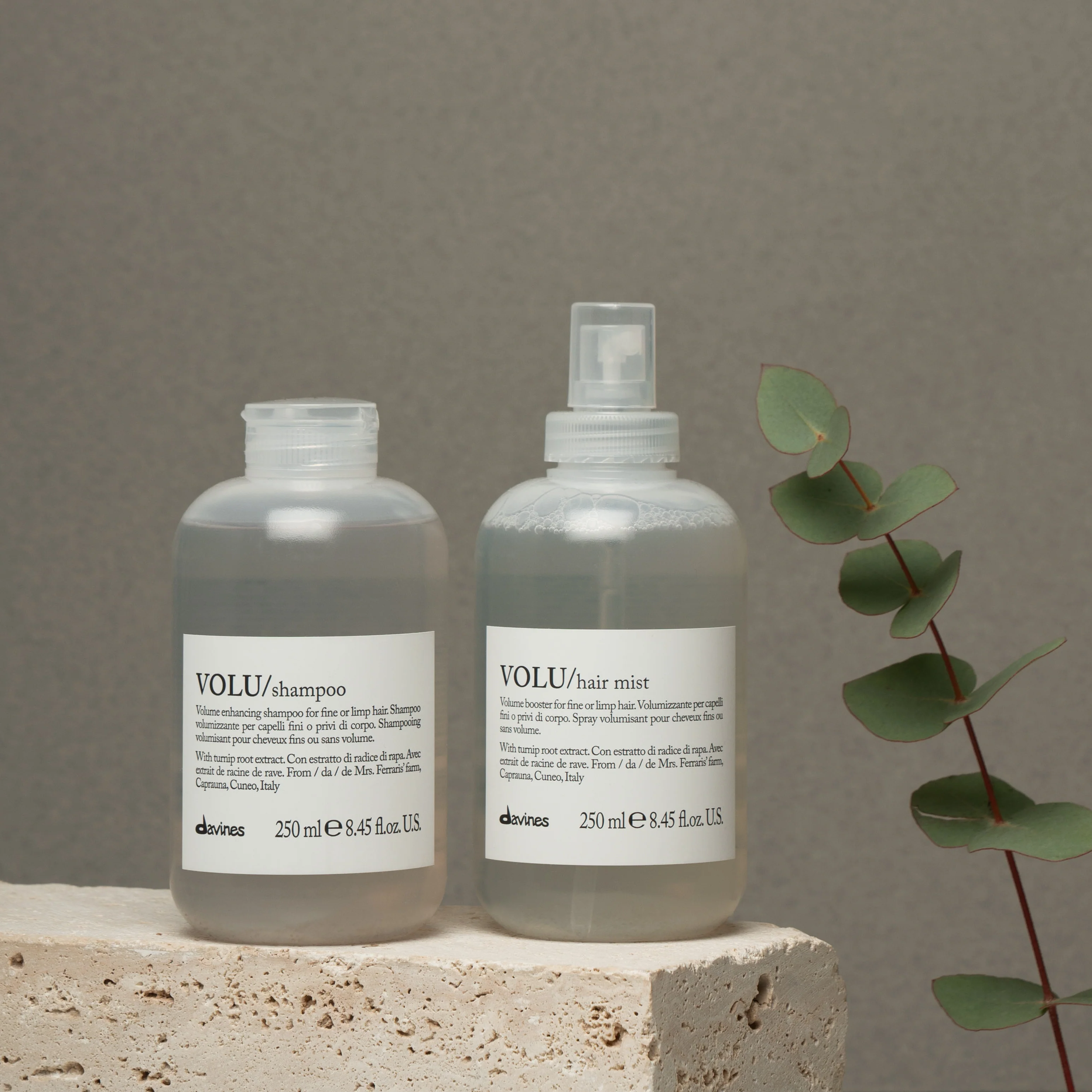 Несмываемый спрей для придания объема волосам - Davines Essential Haircare Volu Hair mist