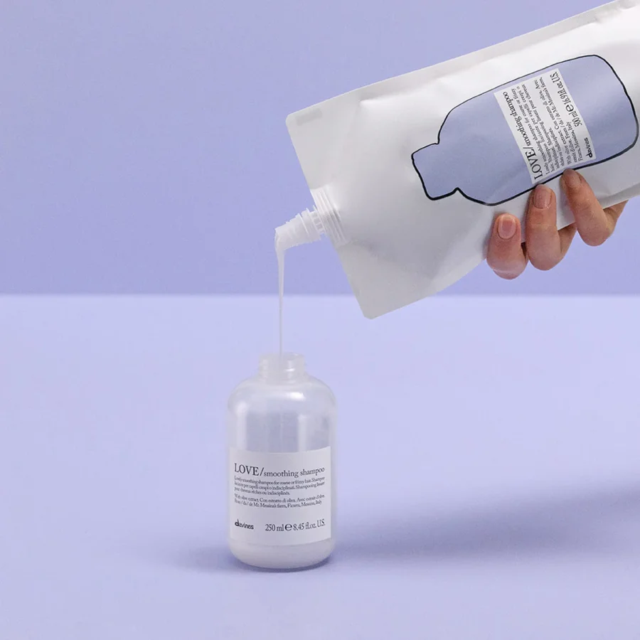 Шампунь для разглаживания завитка - Davines Essential Haircare Love Smoothing Shampoo