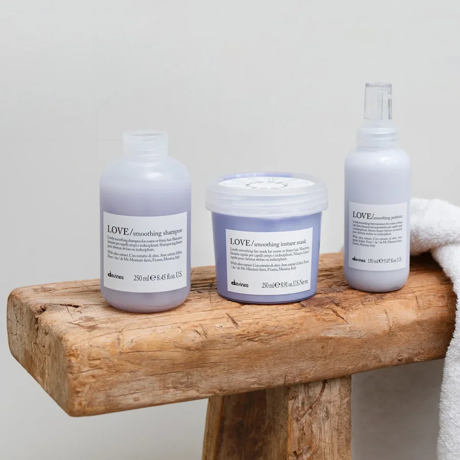 Шампунь для разглаживания завитка - Davines Essential Haircare Love Smoothing Shampoo